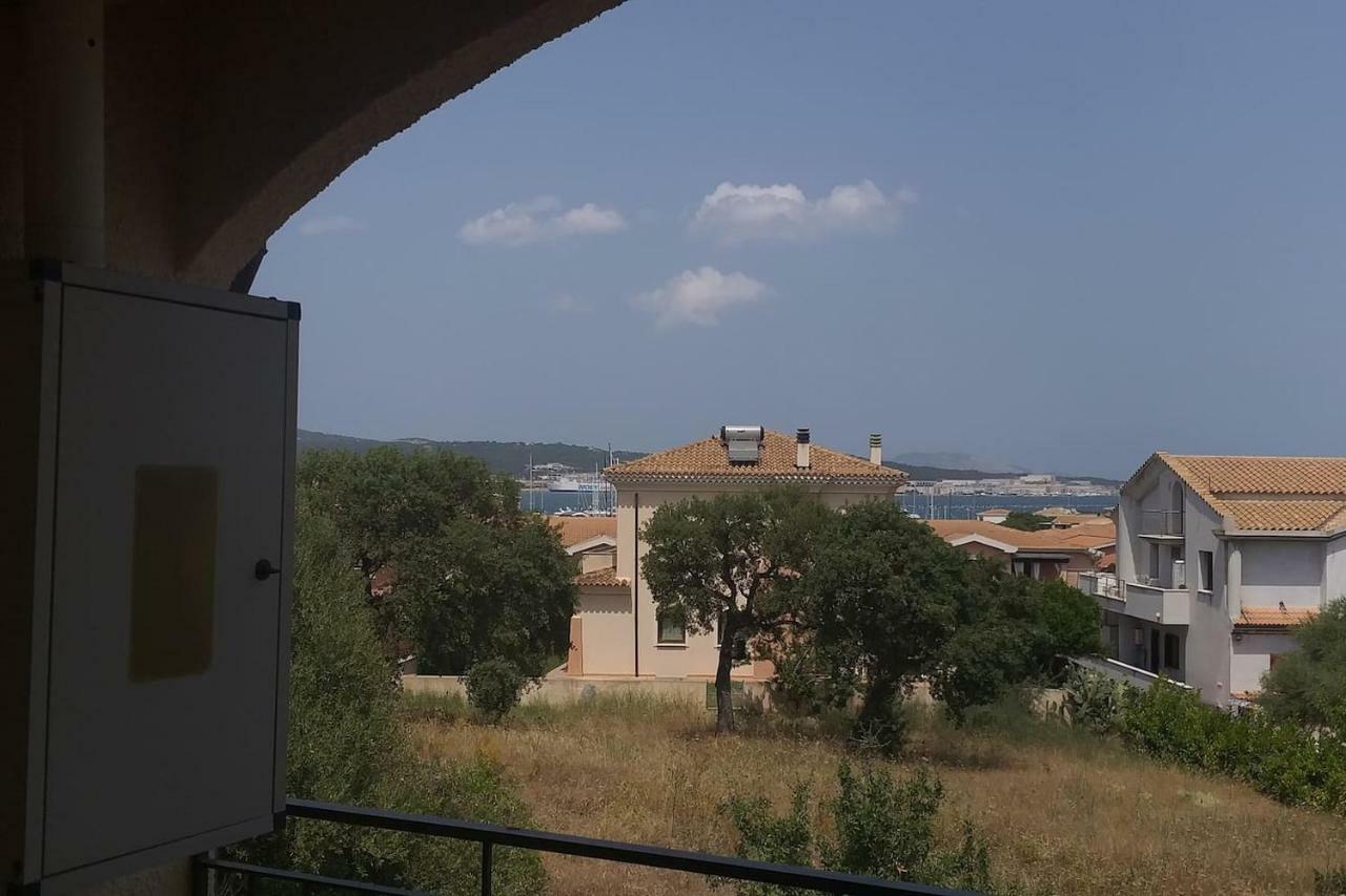 Strategico Ungaretti Apartment Olbia Bagian luar foto
